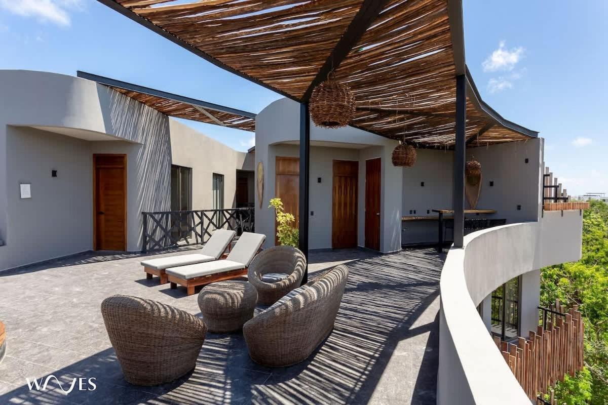 Luminous 2 Bedroom With Roof Pool Close To Zone By Waves Management Holiday home Tulum