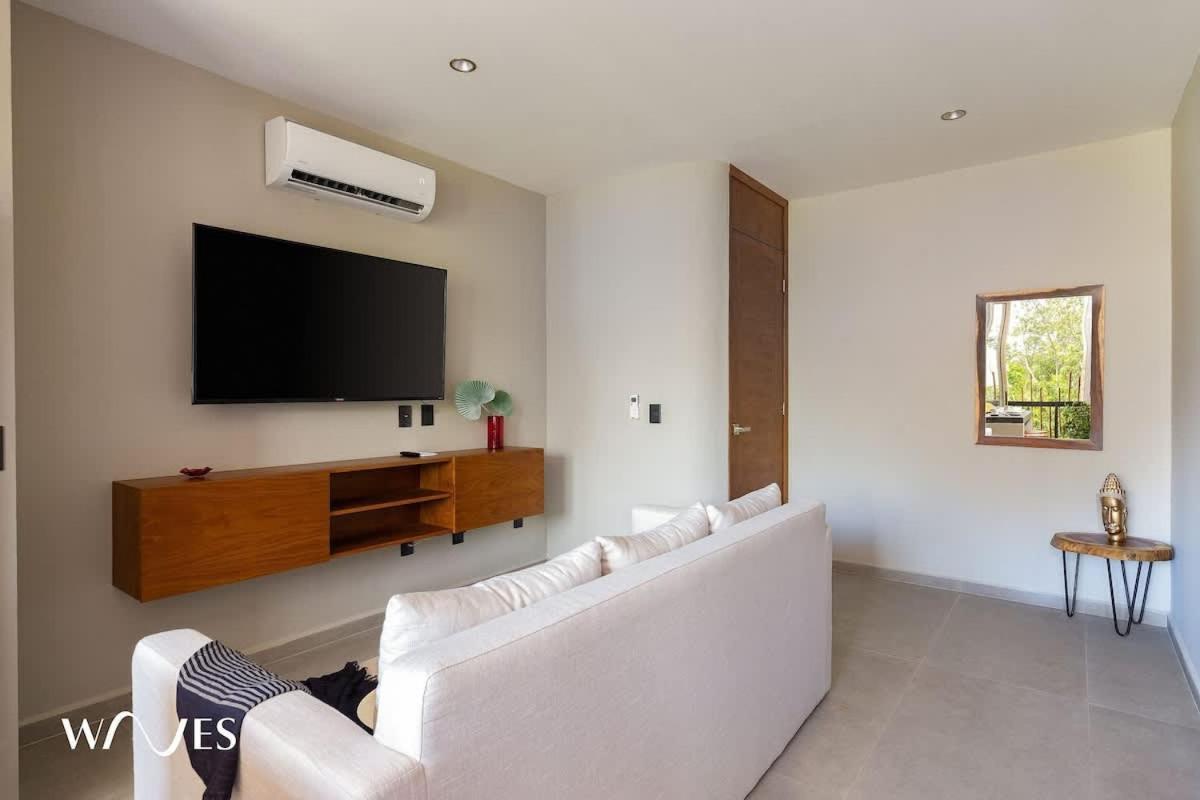 Luminous 2 Bedroom With Roof Pool Close To Zone By Waves Management