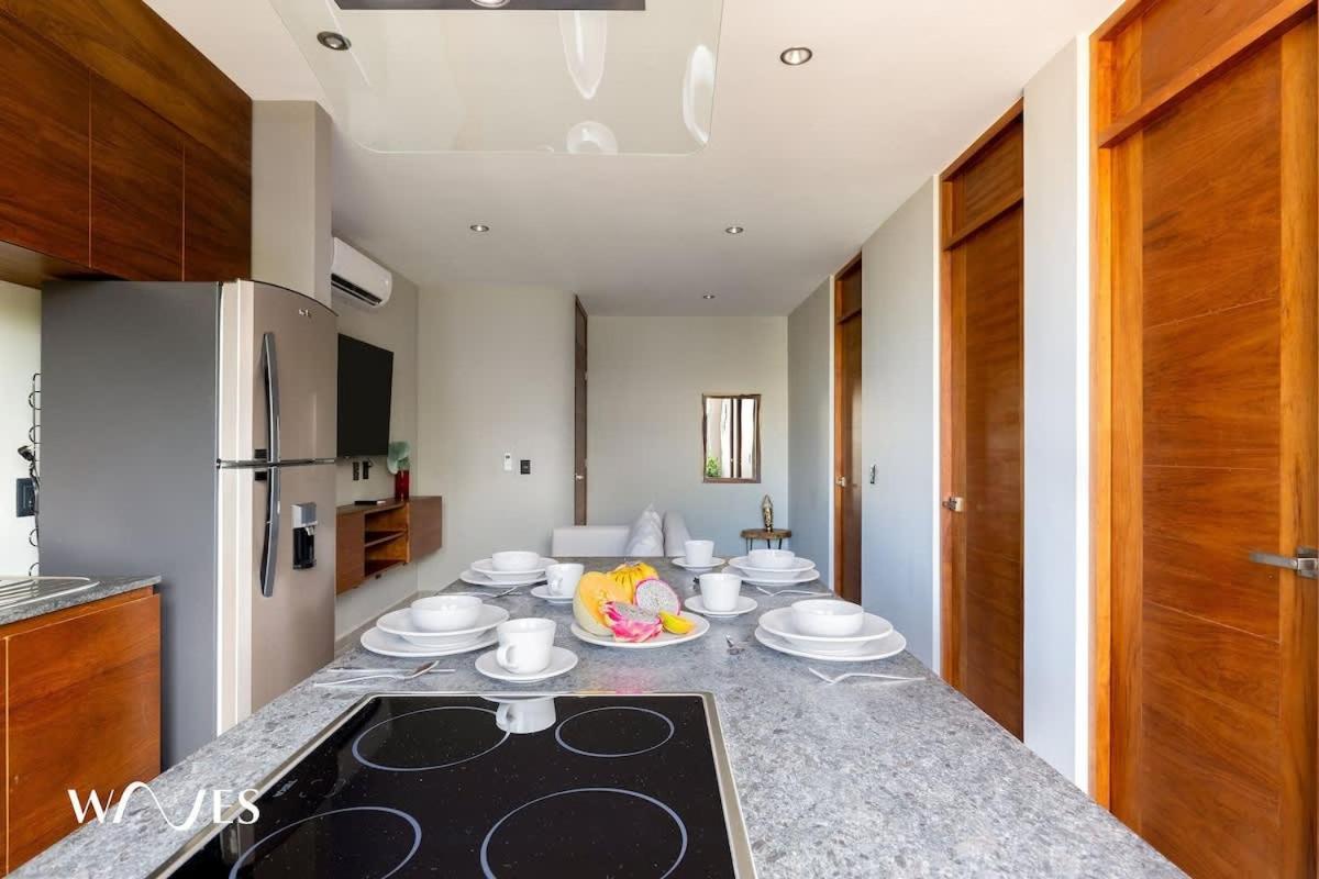 Luminous 2 Bedroom With Roof Pool Close To Zone By Waves Management *